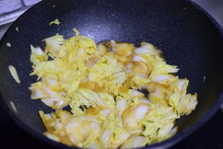 加酱汁炒匀即可