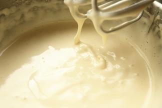 再次打发均匀。