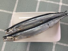 秋刀鱼洗干净沥干水