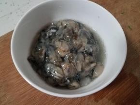 买的原浆小海蛎子，不过我们大连叫海蛎子，就是大家都说的生蚝，切记不要水洗。