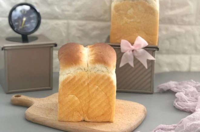 牛奶吐司