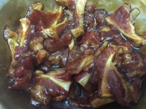 搅拌均匀腌制1小时