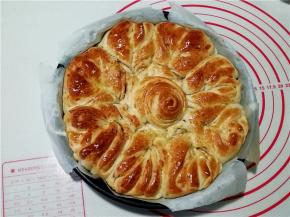 烤箱预热180度，烤20分钟。