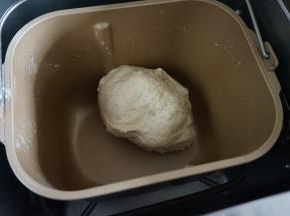 继续选择和面程序12分钟，面团和好后，发酵20分钟