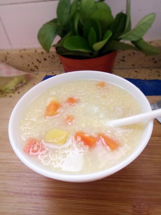 砂锅小米粥