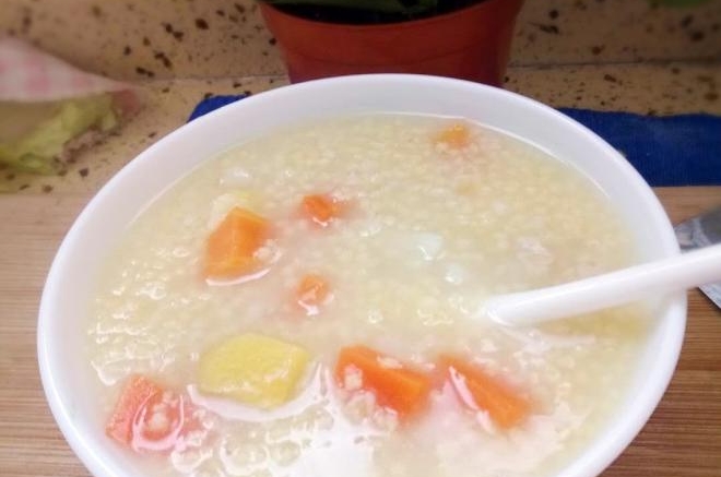 砂锅小米粥
