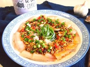 撒上葱花，很有食欲看着