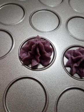 直接用的八齿中号，挤出一朵小花就抬起来。