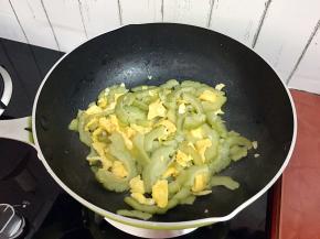 翻炒均匀即可出锅