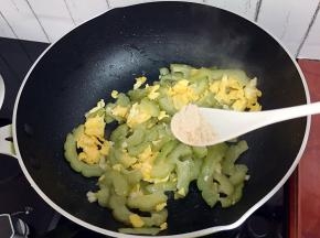 加入鸡精