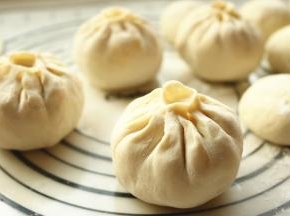 全部包完。我只能做到不露馅，但还是捏不出漂亮的褶子来，需要继续努力练习。