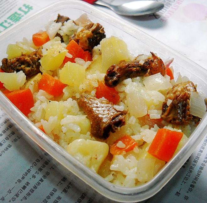 地三鲜腊乳鸽焖饭