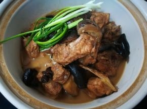 味道不错，汤汁味道特别浓郁，浓稠