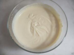 搅拌好的奶酪馅状态。