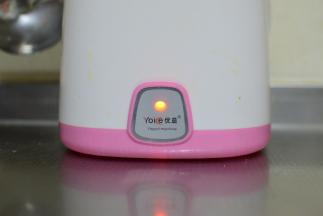 启动酸奶机，发酵8小时