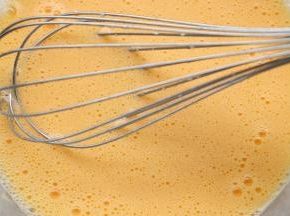 继续搅拌均匀。