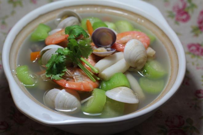 海鲜丝瓜煲