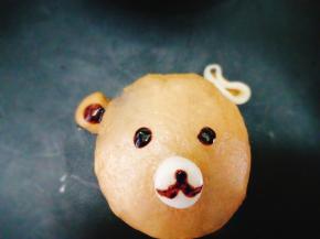 来画五官，这样是不是更形象呀