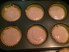 倒入8分满的蛋液