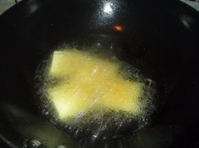 加入臭豆腐干