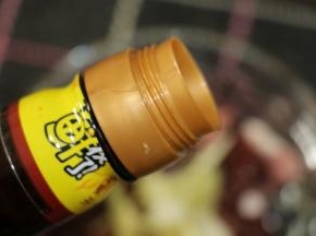 加入酱油