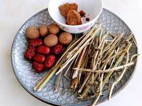 准备食材。