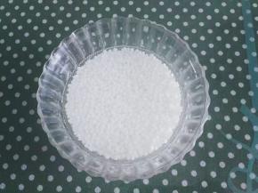 西米用水泡发10分钟左右；