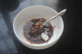 加入葱姜蒜味精