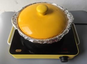 盖上盖子开小火继续烤15分钟左右关火