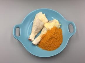 倒入奥尔良腌料