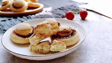 成品！掰开一块，酥得掉渣哦！