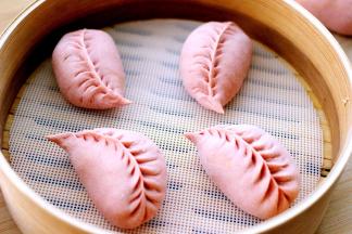 美美的柳叶包子就包好了