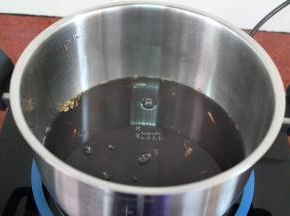 煮好之后，焖2分钟，开盖接。