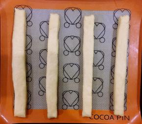 切成自己喜欢的份数，我通常是切八份。