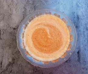 红枣、枸杞子、百合干加500克水打成泥