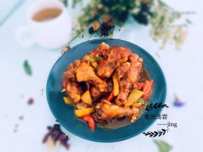 还没出锅，某吃货已经被香味引诱到厨房来了，品尝一下，确实不错…