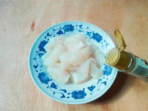 撒少许黑胡椒粉