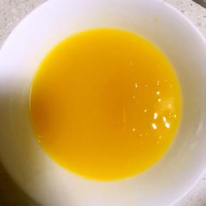 百香果过滤出果汁