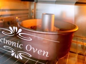 烤箱提前预热180度5分钟。模具放在下层，上下火30分钟。