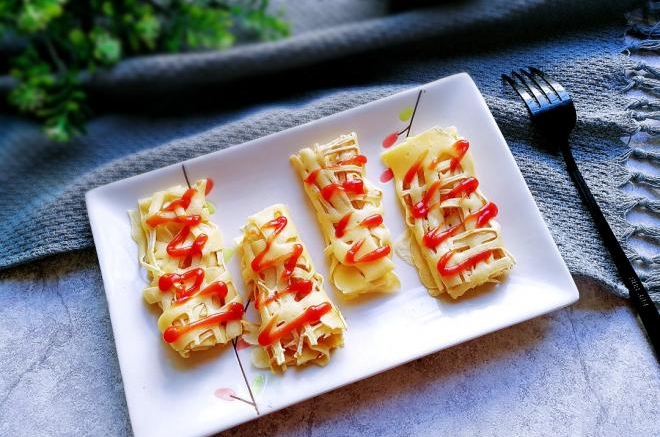 蕾丝鸡蛋饼