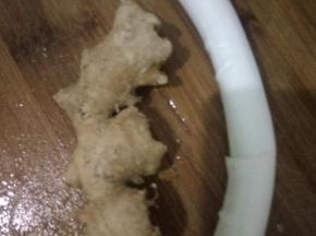 备好葱和姜