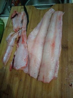 把鱼肉留下