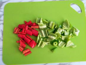 青红椒切好