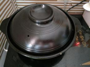 盖上盖子炖煮20分钟