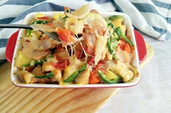 西红柿鸡肉焗饭