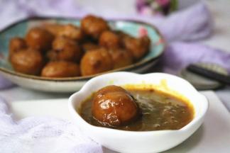 浓浓的咖喱酱汁