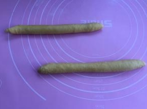 再搓长至20cm左右