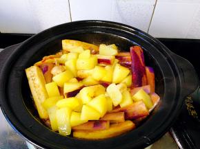 再次翻拌均匀，小火烧3分钟，