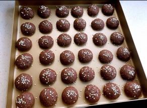 烤箱预热上下火170度，烤35--40分钟。