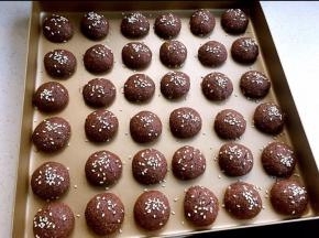 烤箱预热上下火170度，烤35--40分钟。